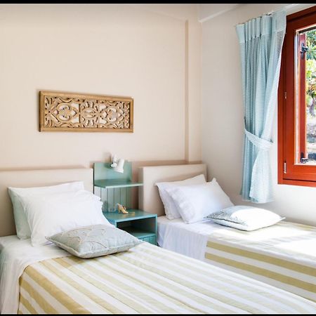 Lily'S Cottage Платанес Экстерьер фото