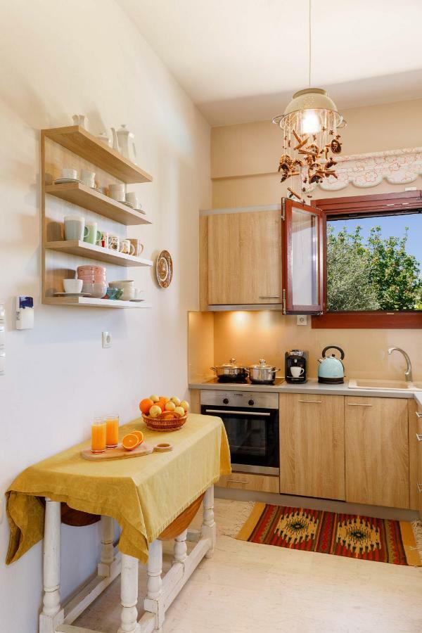 Lily'S Cottage Платанес Экстерьер фото
