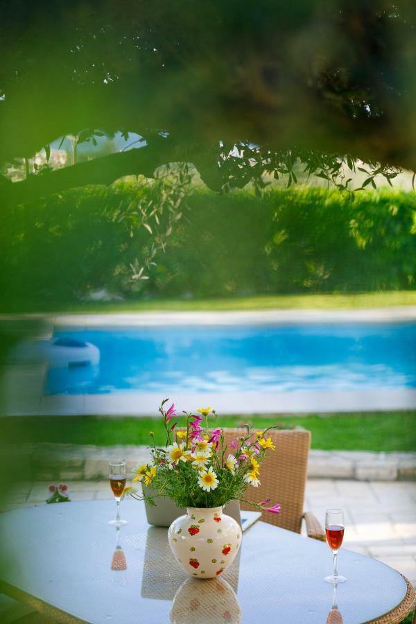 Lily'S Cottage Платанес Экстерьер фото